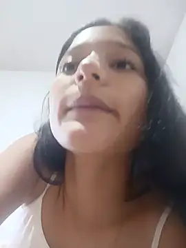 Živá chatovací místnost Sweet_Innocence_