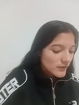 Sweet_Innocence_ élő chatszobája