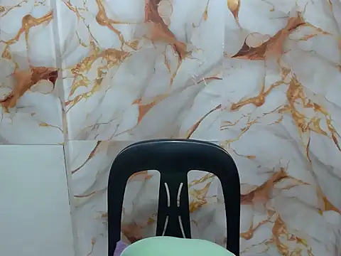 חדר צ'אט בשידור חי של Sweet_Sarah69