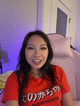 petiteTain Live chat-huone