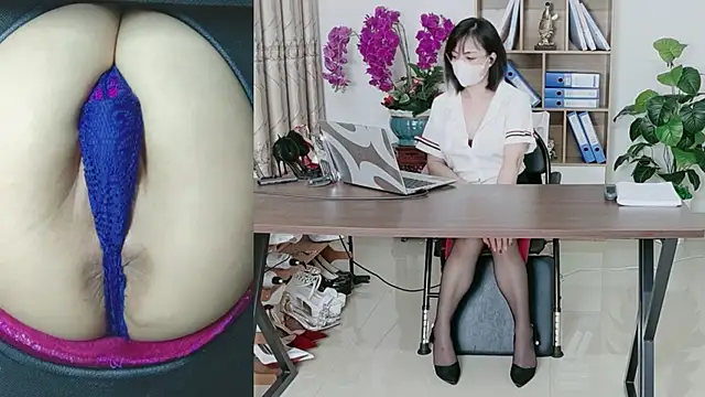 Elidabeth_666's Live Chat Room