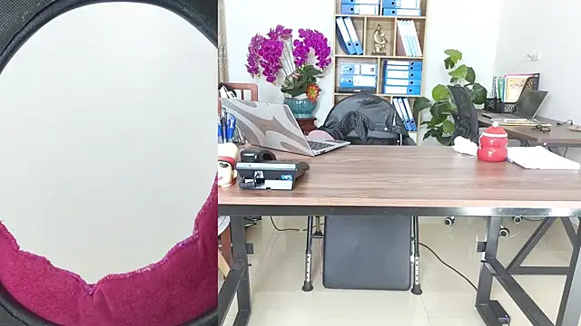 Elizabeth-666n Live chat-huone