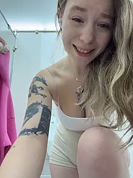 Živá chatovací místnost mini_moona
