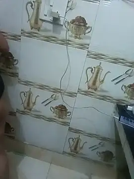 חדר צ'אט בשידור חי של rani_07