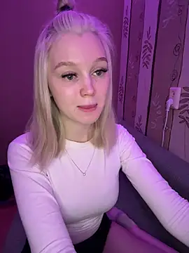 غرفة دردشة Velvet_Doll_ المباشرة