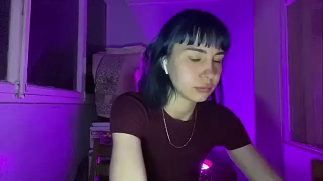 SuccubKira's Live Chat Room