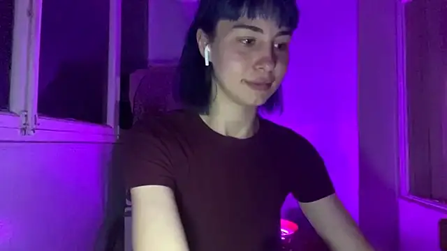 SuccubKira 실시간 채팅방