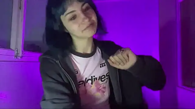SuccubKira Live chatroom