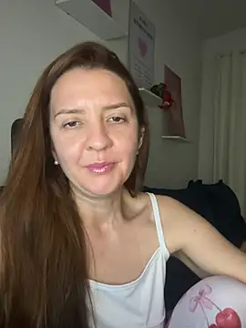 therealgingerr élő chatszobája