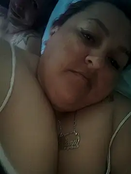 חדר צ'אט בשידור חי של tuputitagorda