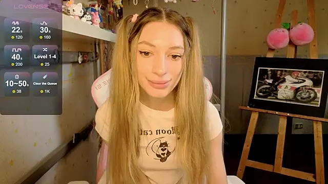 MiaMooonn Cameră chat live