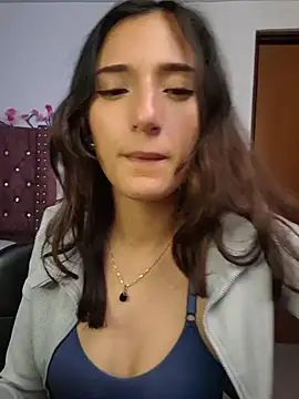 Pokój czatu na żywo – Channel-Luv