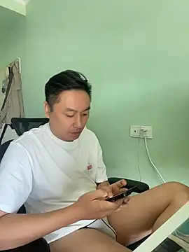 mrcake666 现场性爱视讯表演