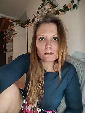 Candy_Cougar Adlı Modelin Canlı Sohbet Odası
