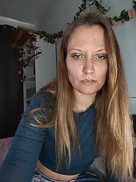 Živá chatovací místnost Candy_Cougar