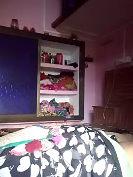 sexy_riya16's Live Chat Room