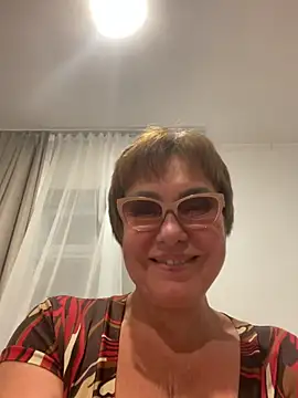 Chat ao vivo de bettybutter_