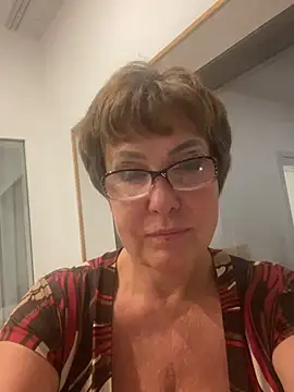 bettybutter_ Adlı Modelin Canlı Sohbet Odası