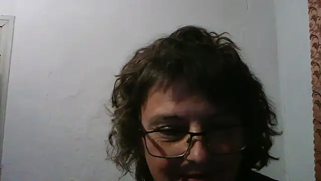 חדר צ'אט בשידור חי של ElizabethGorden