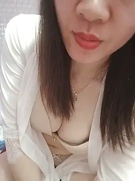 Chu_sexyy Adlı Modelin Canlı Sohbet Odası
