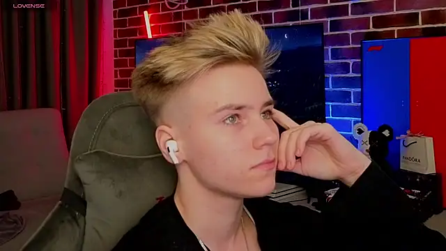 Chat soba uživo modela Jean_Willson