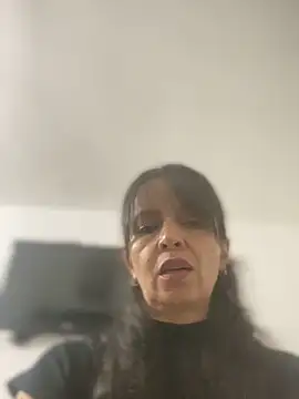Soy_Camila8n Live chat-huone