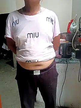 YeuAnhbigcock – live chatrum