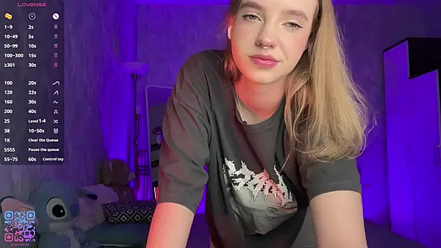 Eve_Dark_Side Adlı Modelin Canlı Sohbet Odası