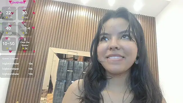 Dulce_Glamor_ Adlı Modelin Canlı Sohbet Odası