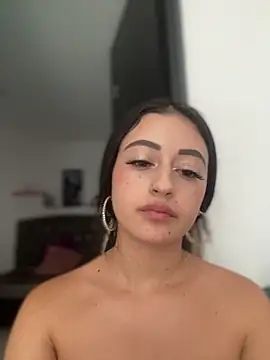 sol_evanss_'s Live Chat Room
