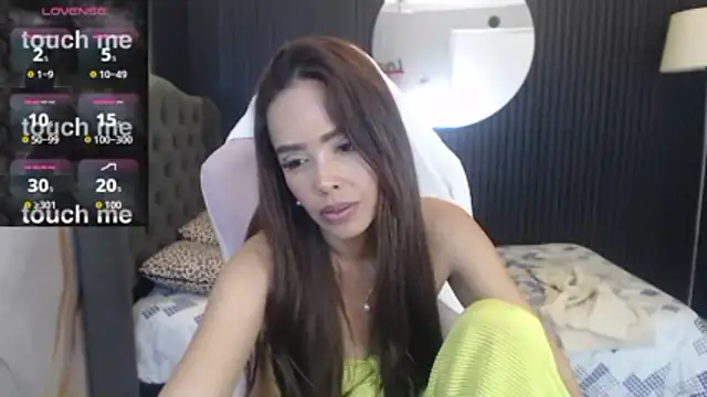 naomis_36 Cameră chat live