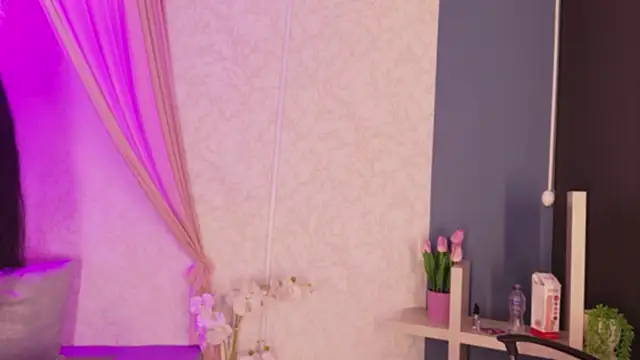 Sala de chat en directo de ParisRose_