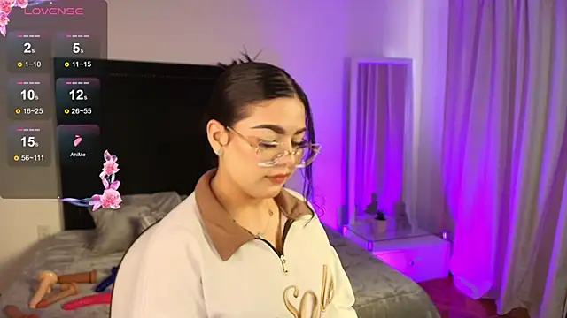 חדר צ'אט בשידור חי של mariana_owen