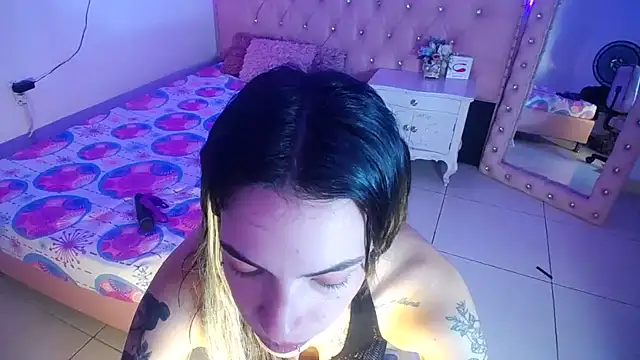 Lissa_Tattoo Cameră chat live