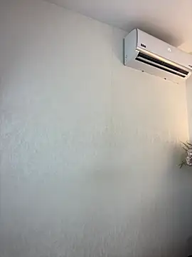 LindaPonnce Live Chatraum