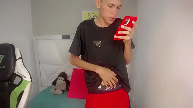 sombra_18 live sex-cam show
