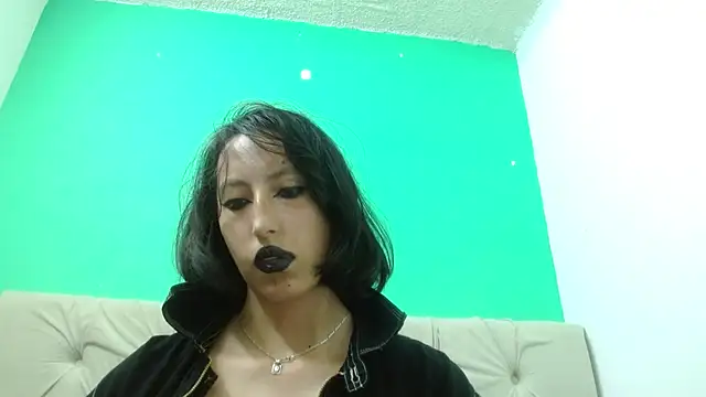 amoremerchmar 실시간 채팅방