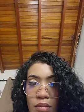 غرفة دردشة Alondra1810 المباشرة