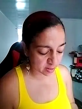 Tumilf's Live Chat Room