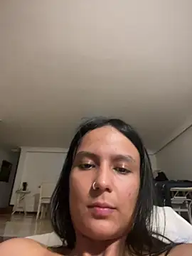 חדר צ'אט בשידור חי של StaarLiightt