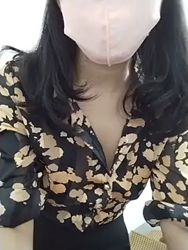 Sala de chat ao vivo de Lily-26