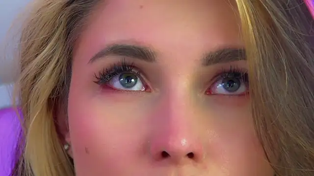 Živá chatovací místnost VanessaCelestis