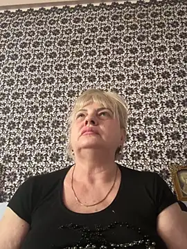 AnastasiaGrey777 Adlı Modelin Canlı Sohbet Odası