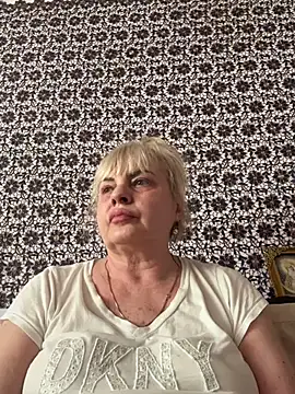 Živá chatovací místnost AnastasiaGrey777
