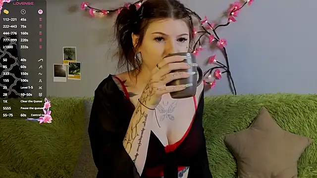 Živá chatovací místnost AwareAnoxia