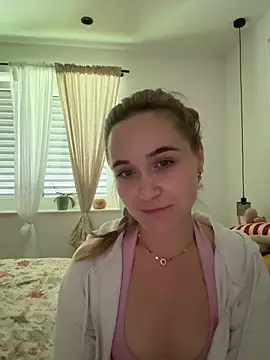 LillyStarr – live sex-cam-show