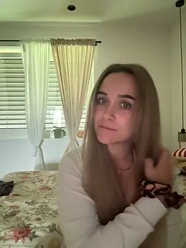 LillyStarr live-chat rom