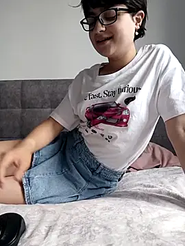 zyranoct Adlı Modelin Canlı Sohbet Odası
