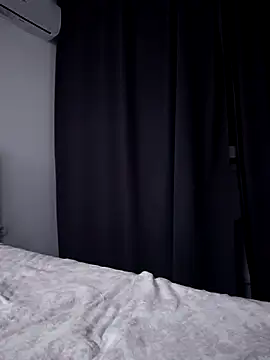 Chat soba uživo modela zyranoct