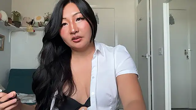 tomokidokii's Live Sex Cam Show